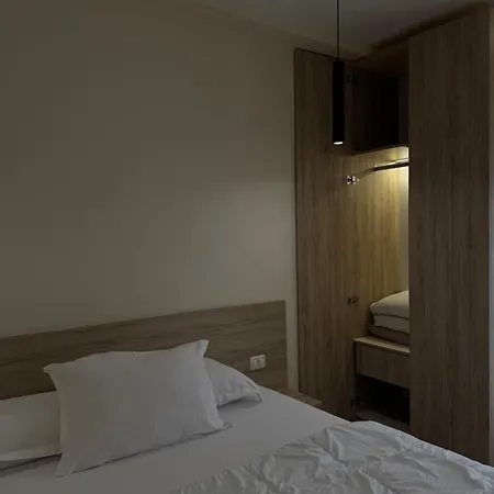 Vlora Studio * Vlore